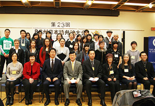 35人の出場者が、日ごろの日本語学習の成果を存分に発揮した